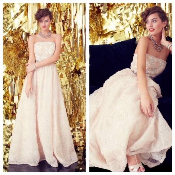 Adrianna Papell strapless rosette tulle ball gown - Picture 4 of 16